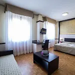 Astoria 3*