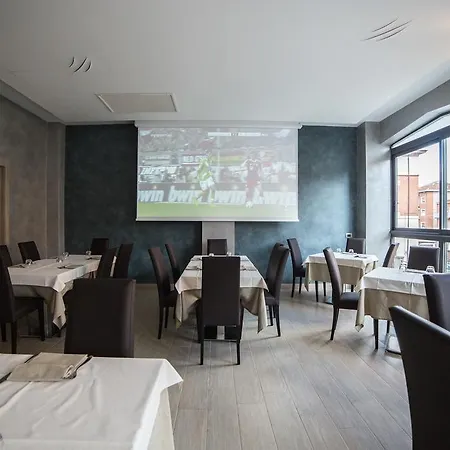 Astoria Hotel 3*