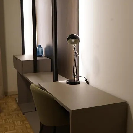 מלון Astoria 3*