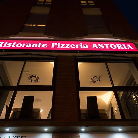 Astoria פידנצה